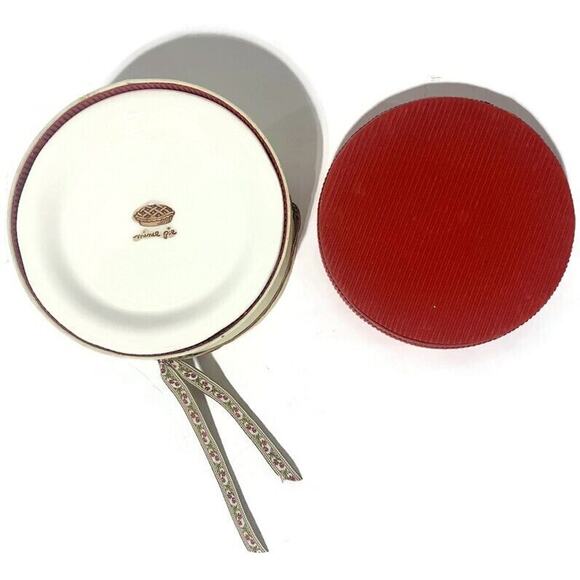 Williams Sonoma Holiday Dessert Plates With Storage Case 6.25" Set of Six - Picture 4 of 16